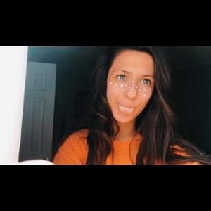 Meet your Posher, Jade